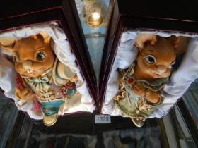 A boxed pair of Pendelfin rabbits.