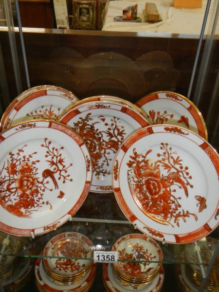In excess of 45 pieces of circa 1960's Japanese porcelain red & white design dinner ware, COLLECT - Image 3 of 6
