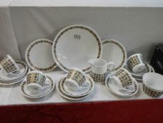Eighteen pieces of retro tea ware, COLLECT ONLY.