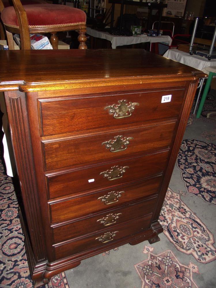 A solid mahogany 6 drawer chest COLLECT ONLY