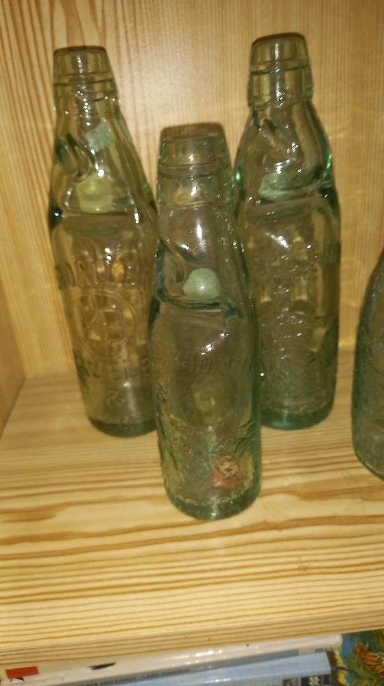 A quantity of vintage bottles, Joseph Gidman, Knutsford x 2, Kendall Bros, Staveley, Skinner & Roch, - Image 3 of 3