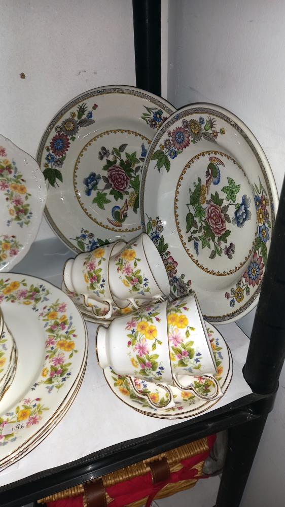 A Booths dragon part dinner set and a Colclough floral dinner ware set - Image 4 of 4