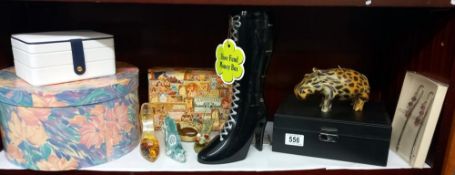 A mixed lot of mainly new items, including 2 jewellery boxes, shoe fund money boot, bookmarks, boxes