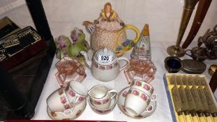 A mixed lot including vintage teapot, sugar sifter etc