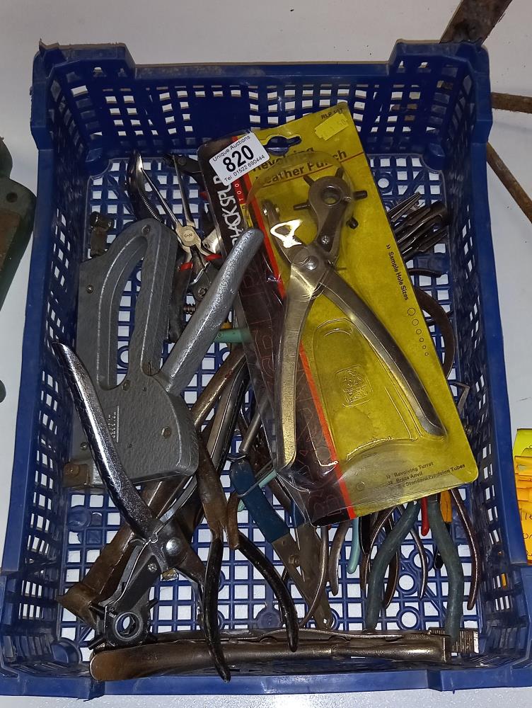 A box of various pliers, cutters & mole grips etc. - Image 2 of 2