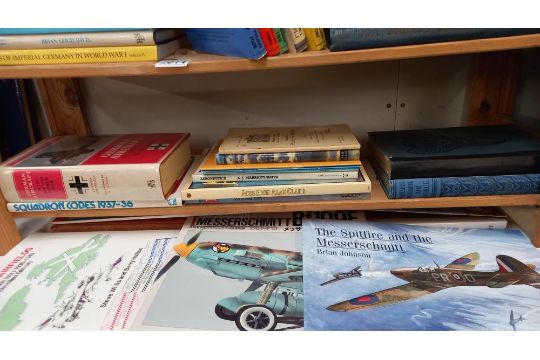 A good selection of reference books on military aircraft including military airfields of 1939/45 - Image 4 of 5