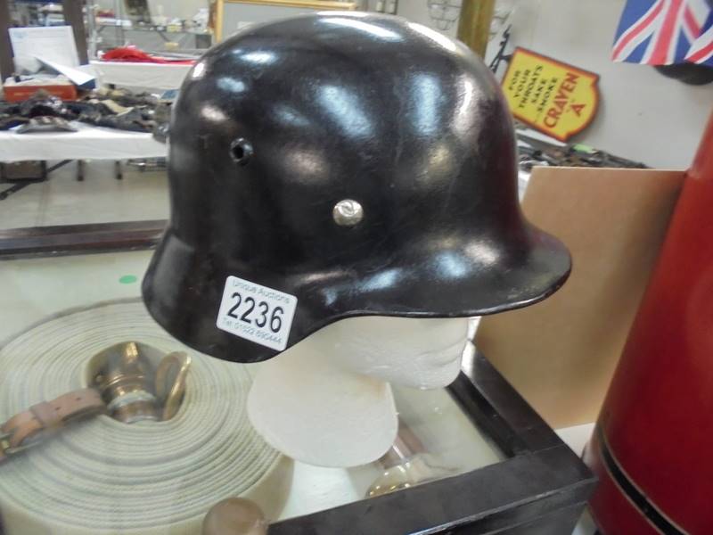 A WWII German artillery helmet 3592, ET62.