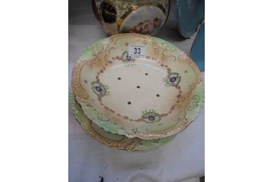 A mixed lot including jardinier, strainer dish with stand, cake stand etc., COLLECT ONLY. - Image 4 of 4