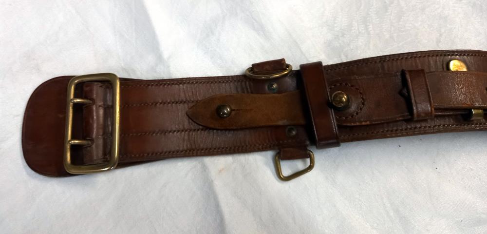A good old army belt. - Image 4 of 9
