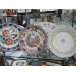 A mixed lot of ceramic plates,