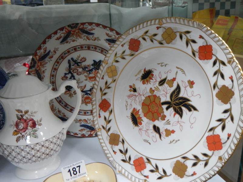 A mixed lot including meat platter, plates, teapot, lidded jar etc., COLLECT ONLY. - Image 4 of 4