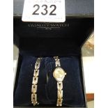 A ladies watch and bracelet set.