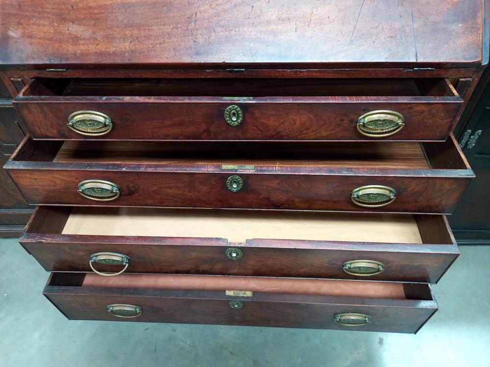 A Georgian mahogany bureau COLLECT ONLY. - Image 6 of 6