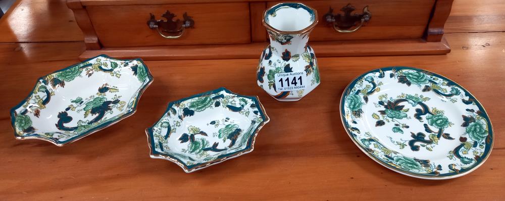 4 pieces of Mason's 'Chartreuse' pottery