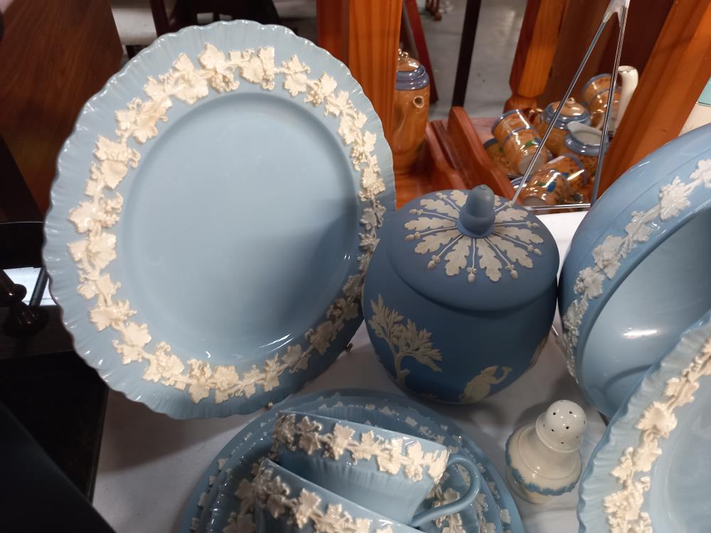 A Wedgwood dinner set and other Wedgwood items COLLECT ONLY - Image 2 of 5