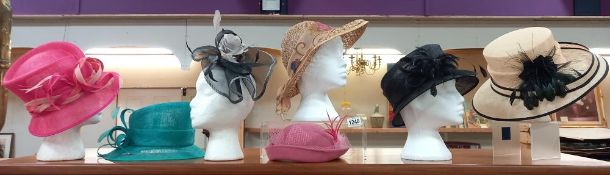 6 vintage ladies hats & a fascinator (heads not included) COLLECT ONLY