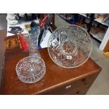 A lovely fruit platter/bowl, vase and fruit bowl