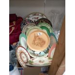 A mixed lot of cabinet plates including Royal Doulton