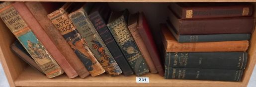 A quantity of antiquarian collectable books
