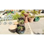 A large lot of garden planters etc. COLLECT ONLY