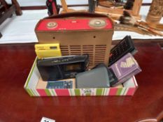 A vintage R.G.D. transistor radio & quantity of calculators