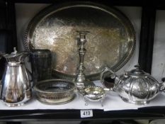 A mixed lot of good silver plated items.