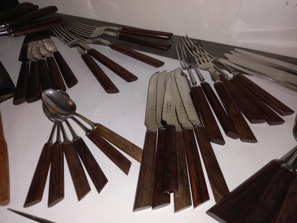 A good lot of matching cutlery including cake slice & forks COLLECT ONLY - Image 4 of 6