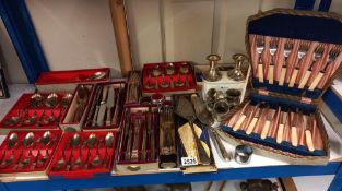 A good selection of vintage boxed cutlery COLLECT ONLY