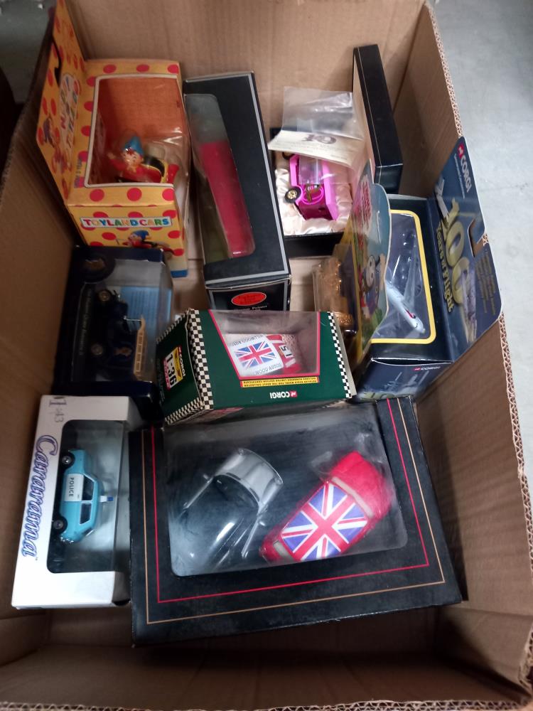 A box of boxed diecast including Corgi, Lledo, EFE etc - Image 2 of 2