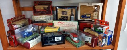 A quantity of mixed boxed diecast including Matchbox, Oxford etc