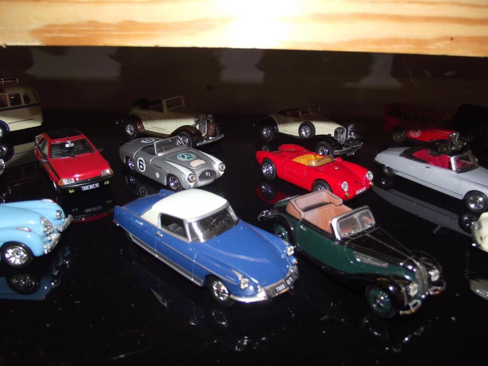 A quantity of mixed diecast including road signature, Matchbox, Dinky etc - Image 5 of 6
