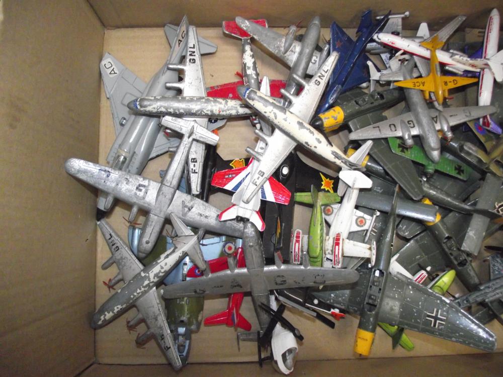 A box of Dinky, Lintoy, Corgi etc aircraft including York and Junkers etc - Image 3 of 4