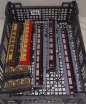 7 'OO' gauge railway coaches