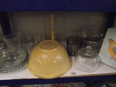 A Mason and Cash mixing bowl, Pyrex dishes etc COLLECT ONLY