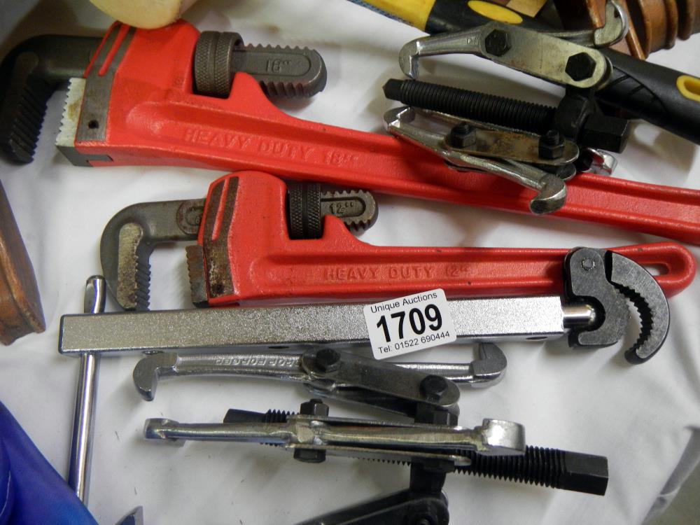 A good lot of workshop tools. - Image 2 of 3