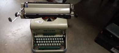 A vintage imperial 66 typewriter COLLECT ONLY