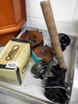 5 fishing reels including 2 pre-war wooden reels & 'The Essex' boat rod COLLECT ONLY