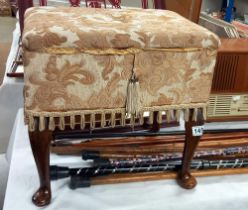 A vintage sewing box/stool COLLECT ONLY