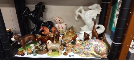 A mixed lot of animal figures including Wade COLLECT ONLY