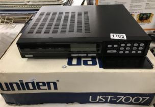 A Uniden UST 7007 satellite TV system COLLECT ONLY