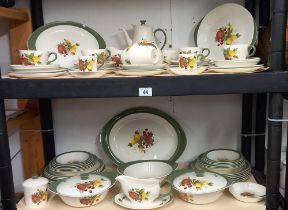 A good lot of 1960's Covent Garden range of tableware (approximately 56 pieces)