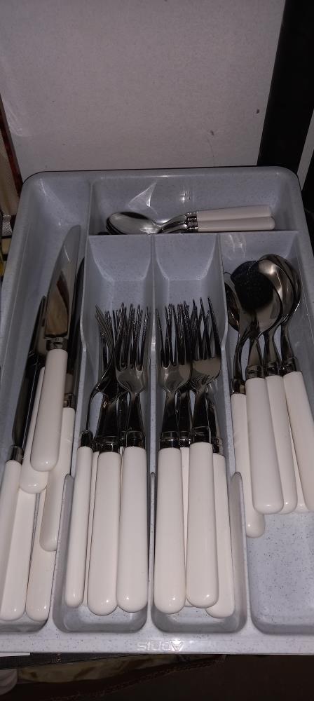 A good lot of cutlery including boxed items - Image 4 of 4