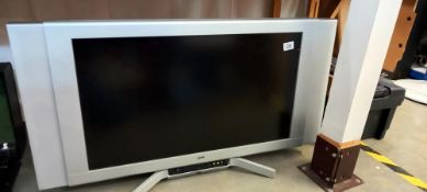 A 32" Loewe TV COLLECT ONLY