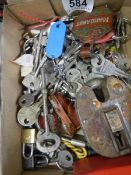 A mixed lot of old keys etc.,
