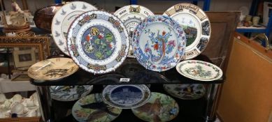 A quantity of collectors cabinet plates including Coalport Chinese example