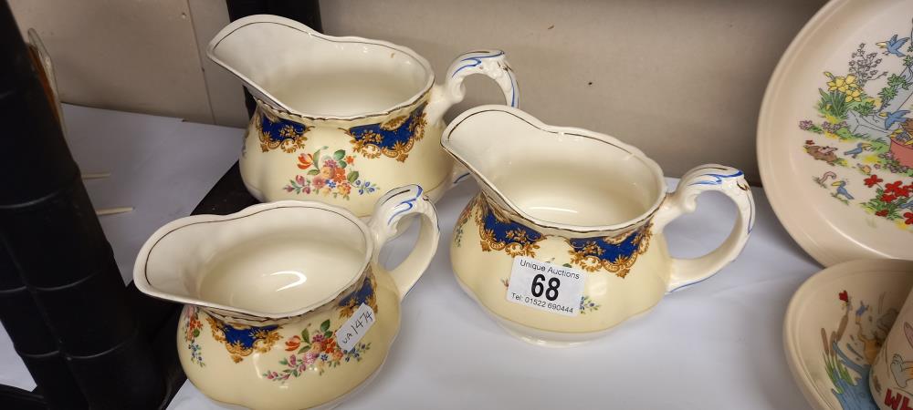 3 vintage graduated jugs by Grindley - Image 2 of 2