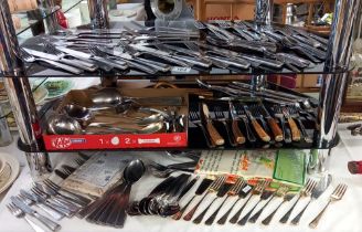 A good lot of cutlery including some sets