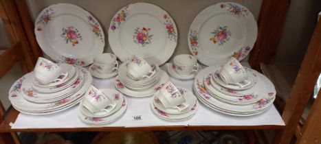 A quantity of Spode 'Christine' dinnerware COLLECT ONLY