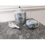 Three pieces of Oriental blue and white ceramics {20 cm, 7 cm & 5 cm H}.