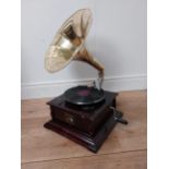 Mahogany brass horn gramophone {66 cm H x 50 cm W x 43 cm D}.